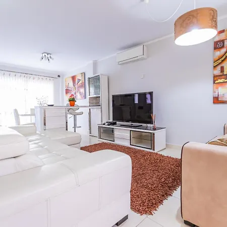 בית נופש Duplex, פאלם-מאר